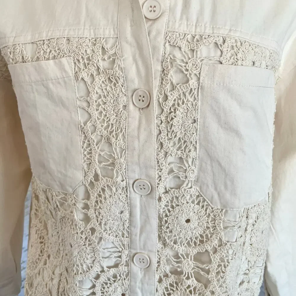 Forever 21 Cream Twill Crochet Lace Jacket / Shacket Size M Boho Chic Casual